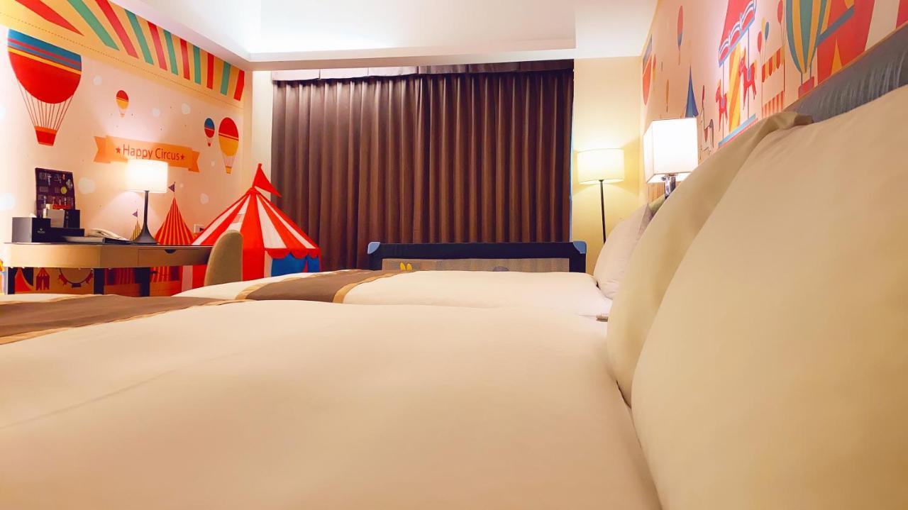 Tsun Huang Hotel Chiayi Extérieur photo