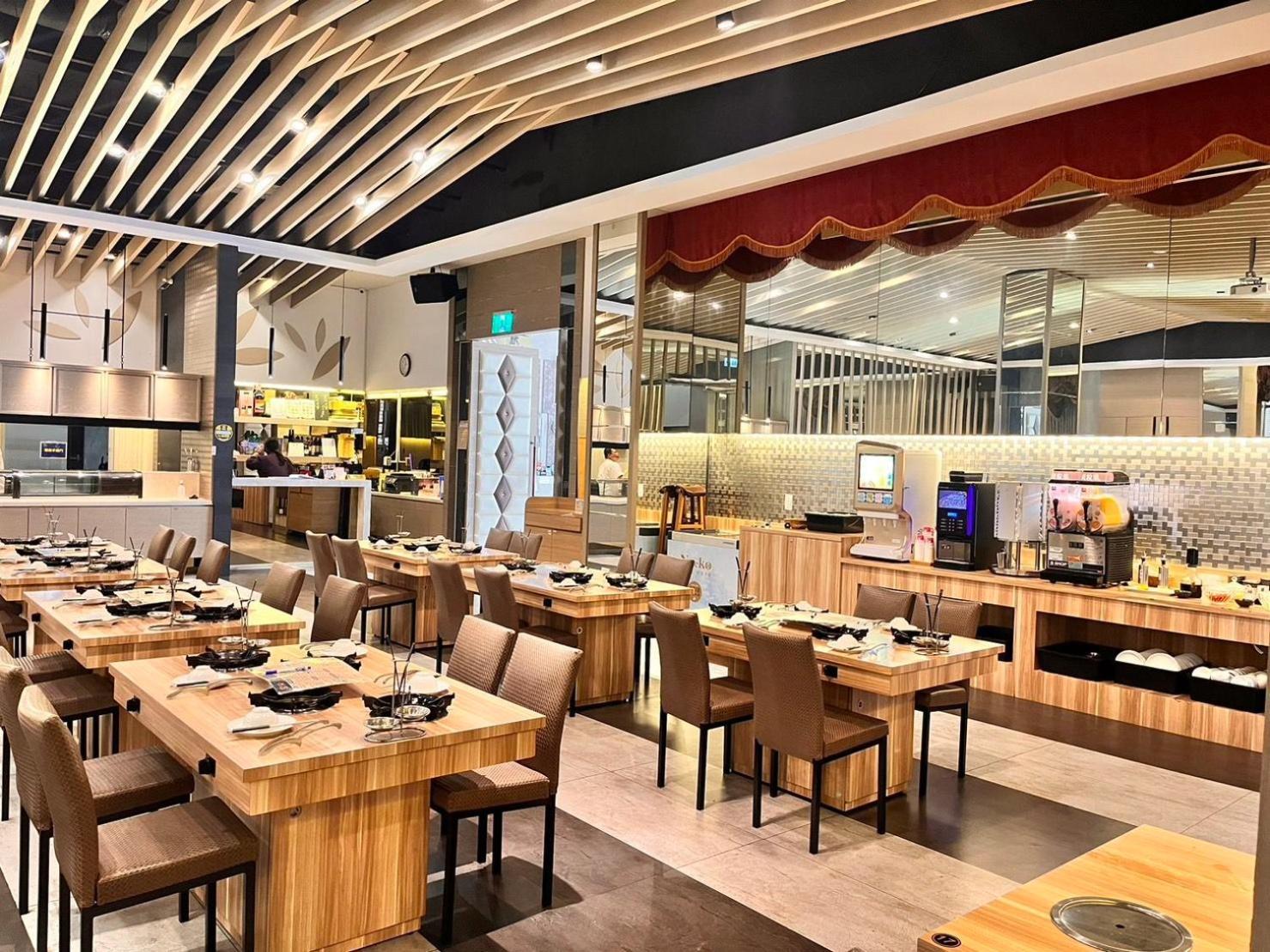 Tsun Huang Hotel Chiayi Extérieur photo