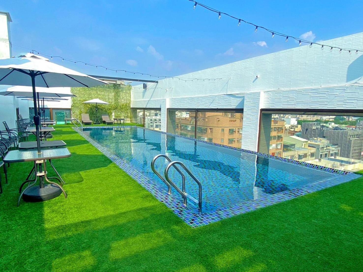 Tsun Huang Hotel Chiayi Extérieur photo