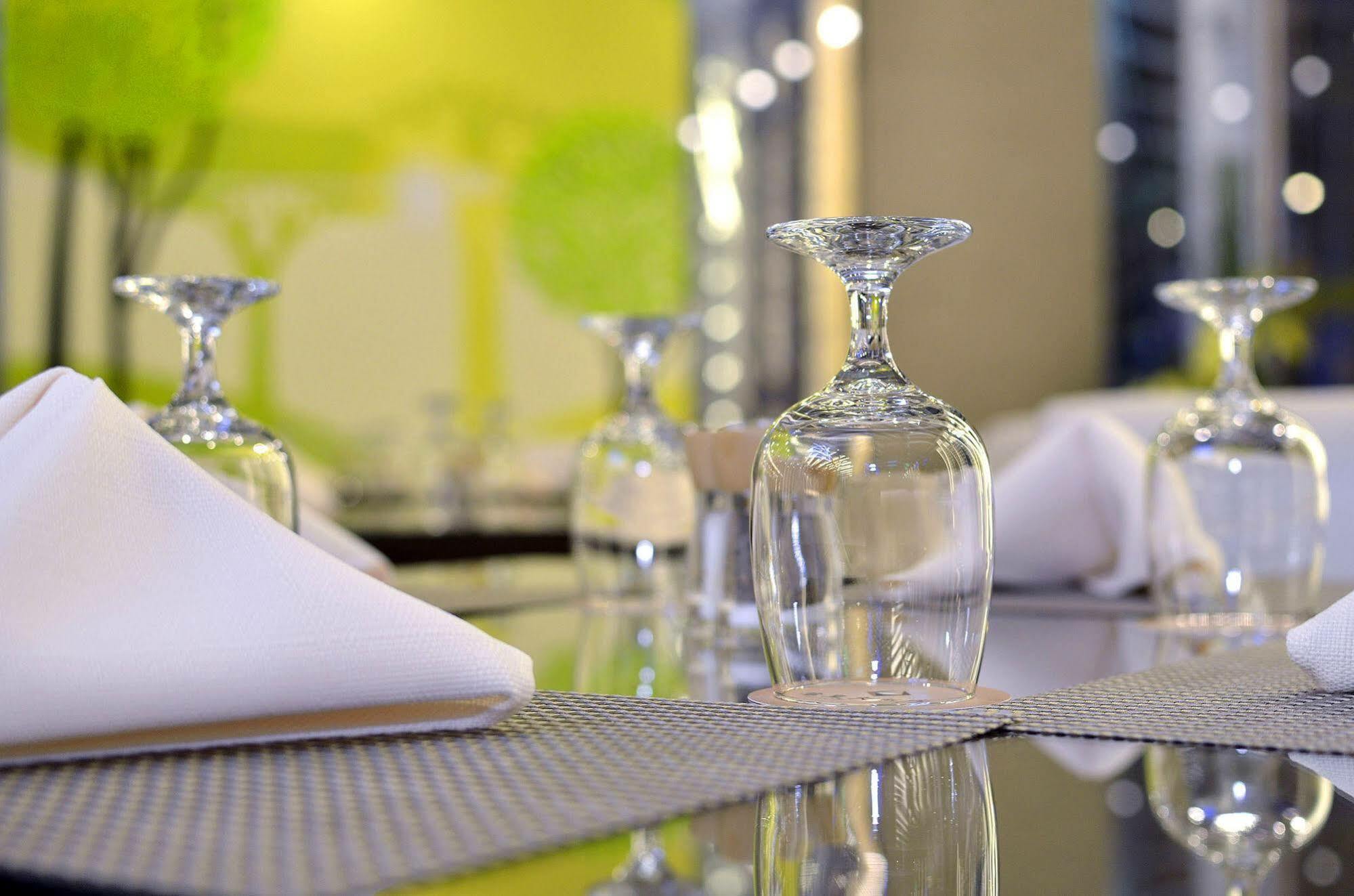 Tsun Huang Hotel Chiayi Extérieur photo